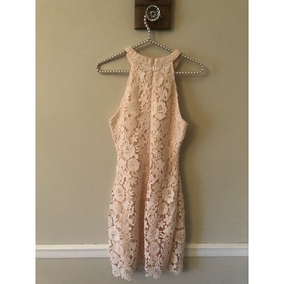 Lulus Womens Size Small Peach Crochet Floral Lace Dress Sleeveless High Neck - Picture 3 of 4